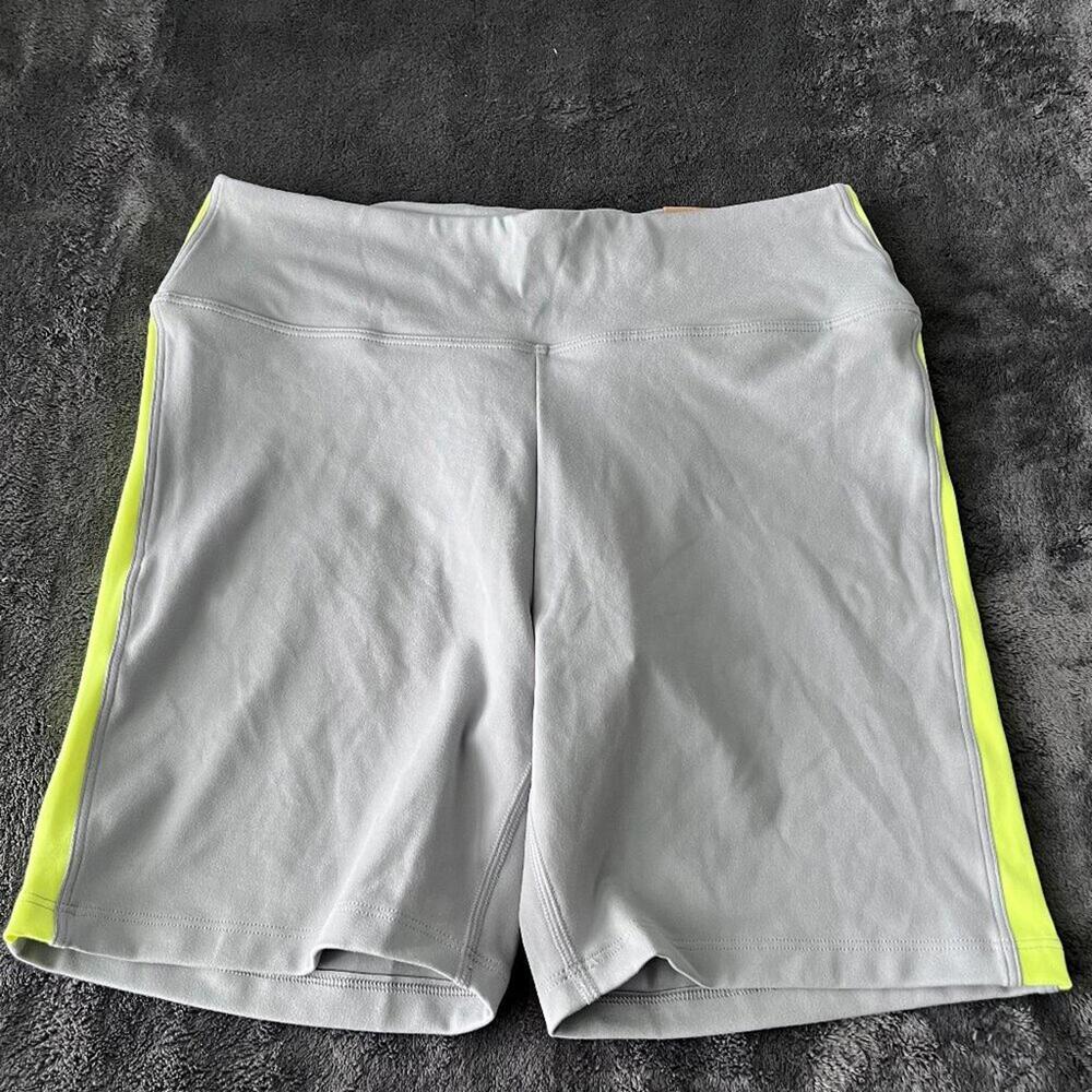 Pink Bike Shorts Size Medium Victoria Secret High‎ Waist 6'' Bike Shorts NWT